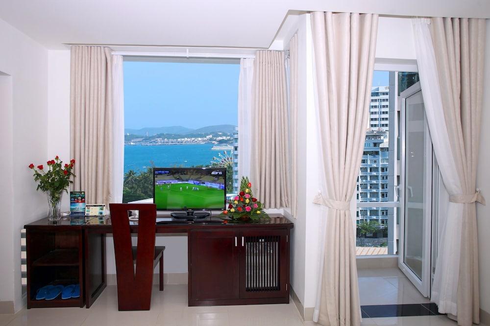Azura Hotel Nha Trang Bagian luar foto