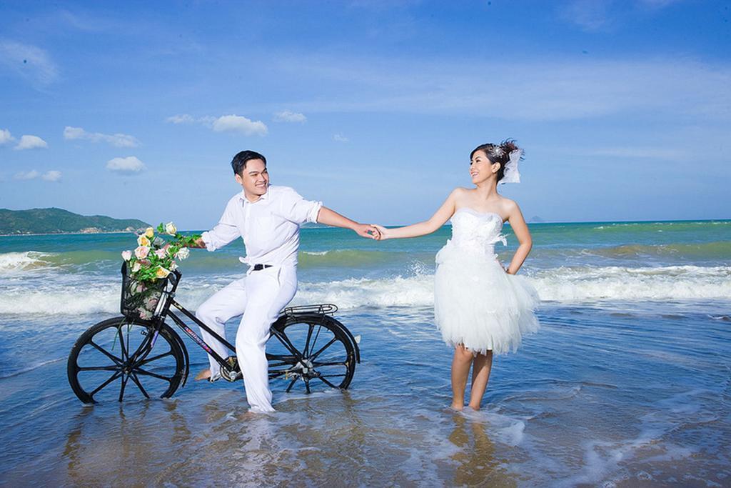 Azura Hotel Nha Trang Bagian luar foto